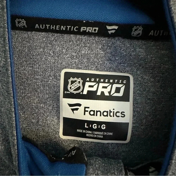 Size L Men's Fanatics Heathered Navy Winnipeg Jets Quarter-Zip Jacket - Picture 7 of 7